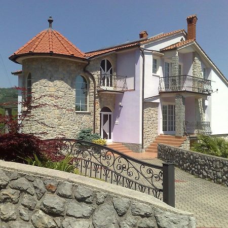 Villa Laurea ロヴラン エクステリア 写真